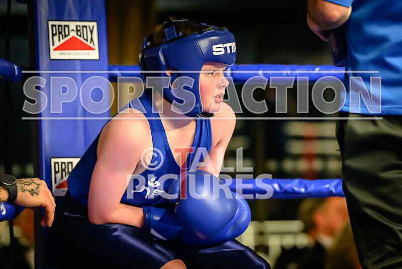 BOUT- 1 - Liam Duff v Jude Hudson-24 - BOUT: 1 - Liam Duff v Jude Hudson