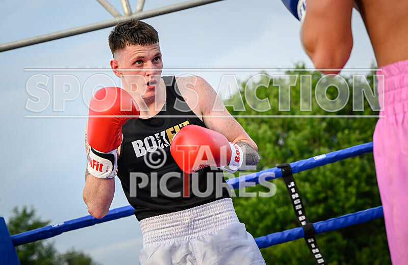 BOUT 11 - Raging Bull Jay Rive v Reece the Bomber Blondel-63 - BOUT 11 - 'Raging Bull' Jay Rive v Reece 'the Bomber' Blondel