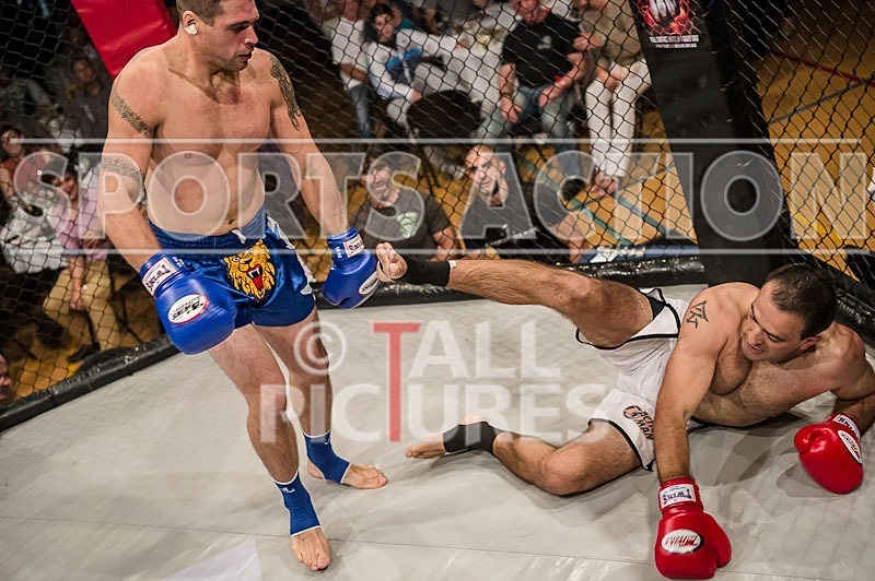 Cage Fighting_2012_Bout 8-13 - BOUT-8