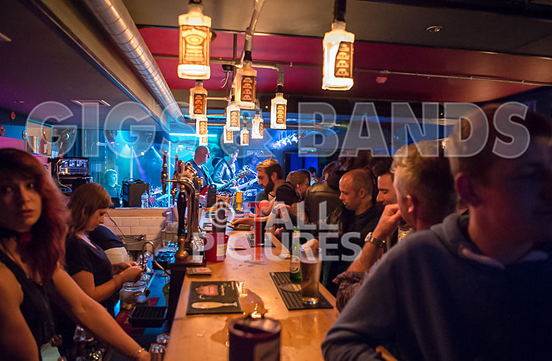 Matt Bonneville the Cage Shakers-11 - MATT BONNVILLE & THE CAGE SHAKERS