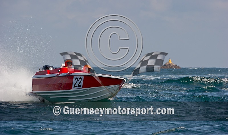 Guernsey Powerboat Racing 23-07-11-85 - ROUND-5 JETHOU COURSE