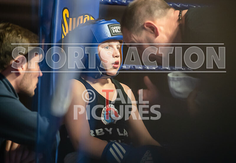 BOUT-2- Xabie Marsh v Anthoney Cowley-10 - BOUT-2_Xabie Marsh v Anthoney Cowley