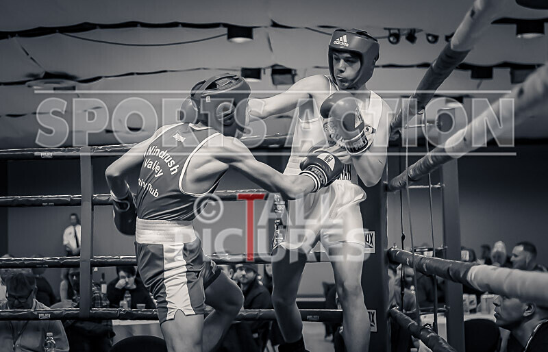 BOUT 5 - Ethan Le Moignan v Yoan Slaveykov-15 - BOUT 5 - Ethan Le Moignan v Yoan Slaveykov