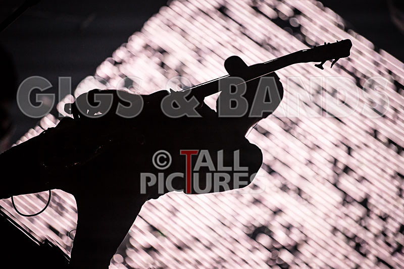 Pendulum Live-3 - PENDULUM LIVE