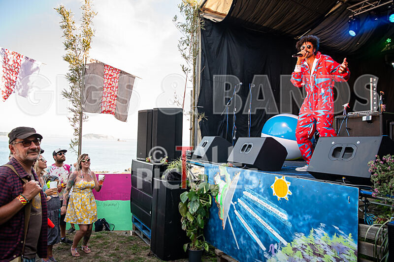 Baron Denden and the IL Sound System-16 - BARON DENDEN AND THE IL SOUND SYSTEM