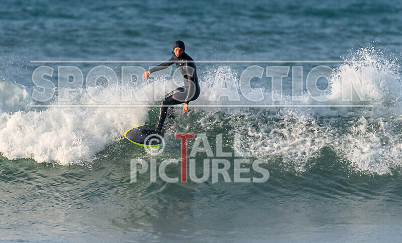 Surfing_New Years Eve 2021-73 - NEW YEARS EVE SURFING 2021