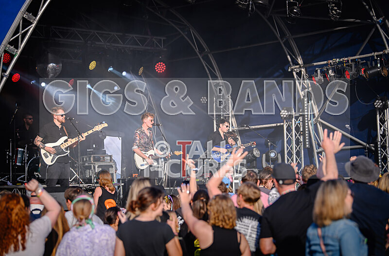 Last of the Light Brigade-759 - LAST OF THE LIGHT BRIGADE