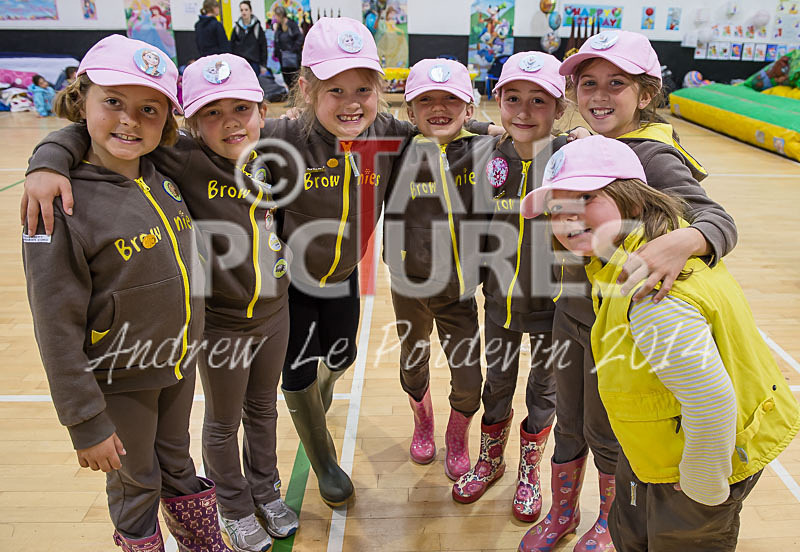 Big Brownie Birthday Party-17 - BROWNIE CENTENARY BROWNIE SLEEPOVER