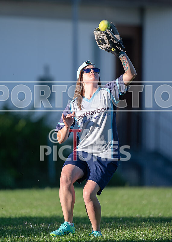 Softball_Rookies v Buccaneers-66 - ROOKIES v BUCCANEERS