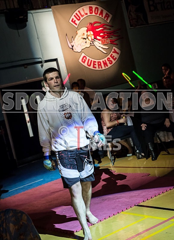 Cage Fighting_2012_Bout 11-2 - BOUT-11