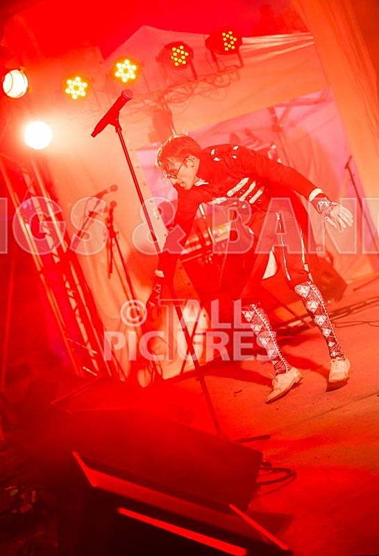 The Correspondants-32 - THE CORRESPONDANTS