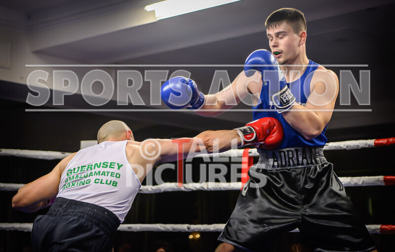 BOUT- 9 - Rusian Gogercaks v Adrian Salmonowicz-16 - BOUT: 9 - Rusian Gogercaks v Adrian Salmonowicz