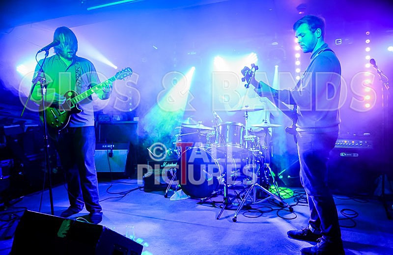 The Deadbeats-74 - THE DEADBEATS