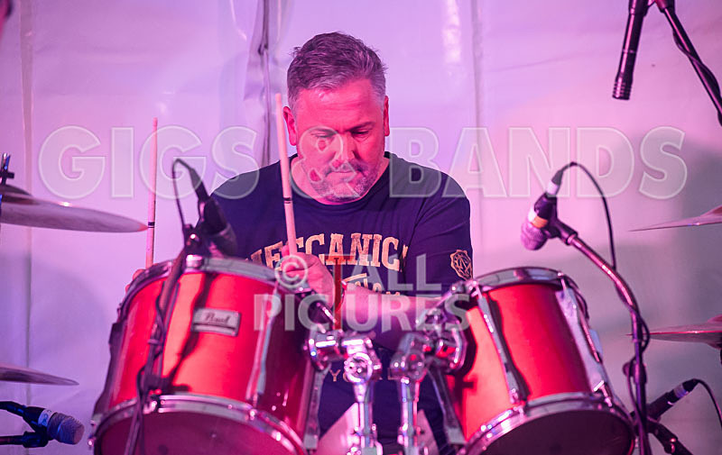 Hevvy Bevvy Blues Band-4 - HEVVY BEVVY BLUES BAND