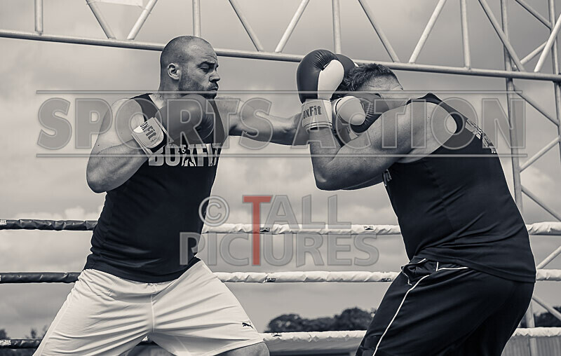 BOUT 2- Dave Tornado Taylor v Marvin Le Marvellous Odillard-22 - BOUT 2- Dave 'Tornado' Taylor v Marvin 'Le Marvellous' Odillard