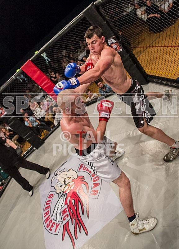 Cage Fighting_2012_Bout 4-24 - BOUT-4