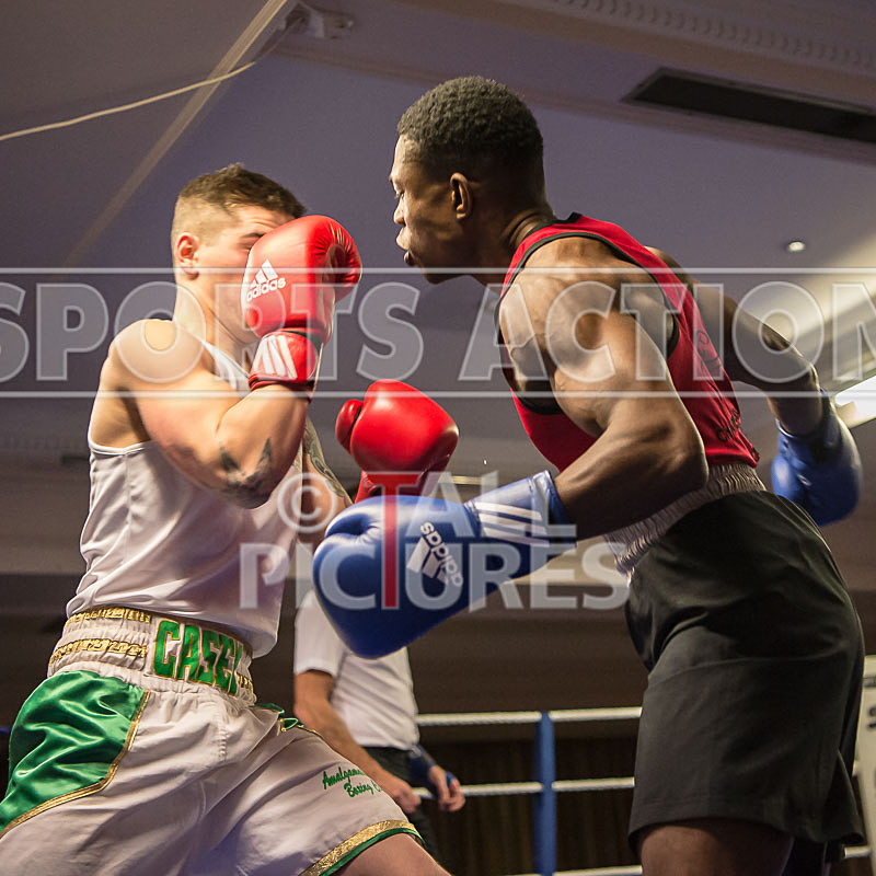 Bout - 11_Casey De La Mare v Babatunji Ogiunniya-10 - Bout - 11_Casey De La Mare v Babatunji Ogiunniya