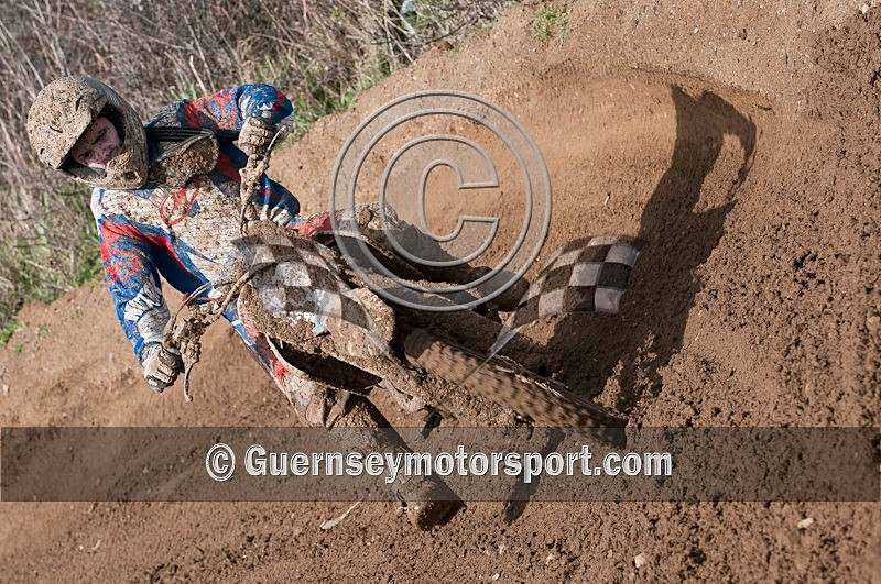 Moto-X_19-02-11-50 - MOTO-X_19-02-2011