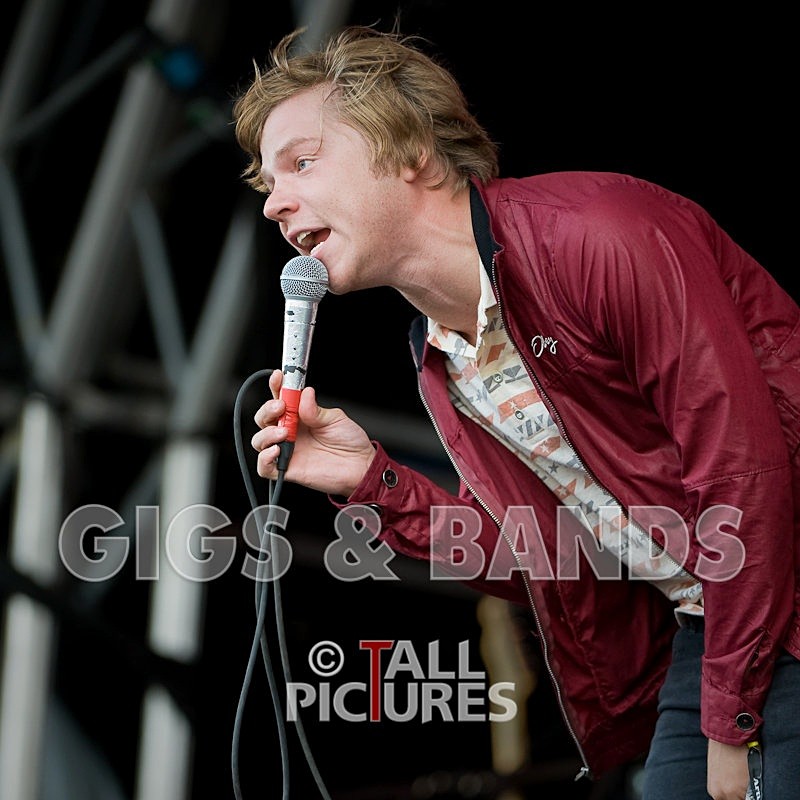 Cage the Elephant-25 - CAGE THE ELEPHANT