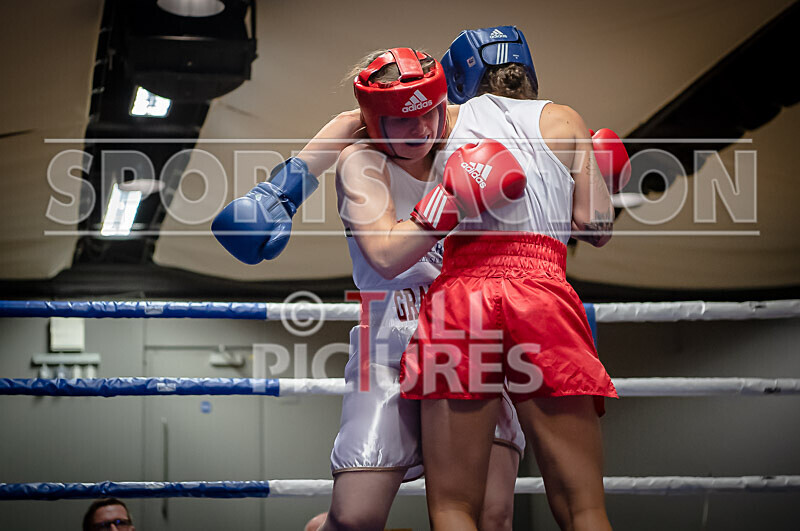 BOUT 4_Natalie Granger v Leanne Le Feuvre-18 - BOUT 4_Natalie Granger v Leanne Le Feuvre