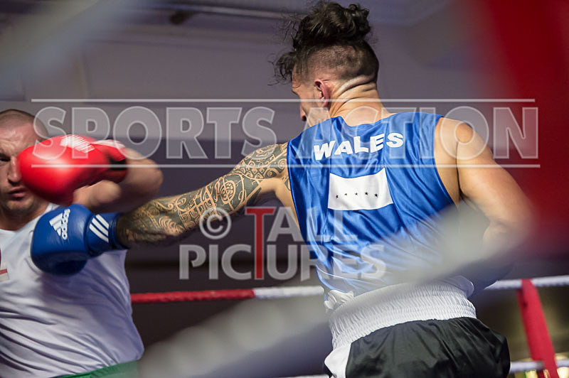 Bout 7_Tomasz Kot v Gavin Morris-20 - BOUT 7_Tomasz Kot v Gavin Morris