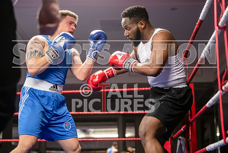 BOUT-7_Oblie Botchway v Mason Small-20 - BOUT-7_Oblie Botchway v Mason Small