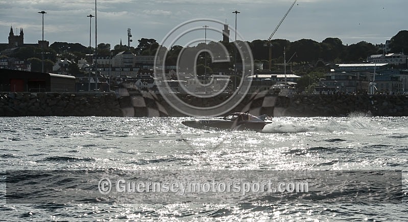 Powerboat Racing_04-08-2013-38 - RACE-9 NORTH BEACH OUTER