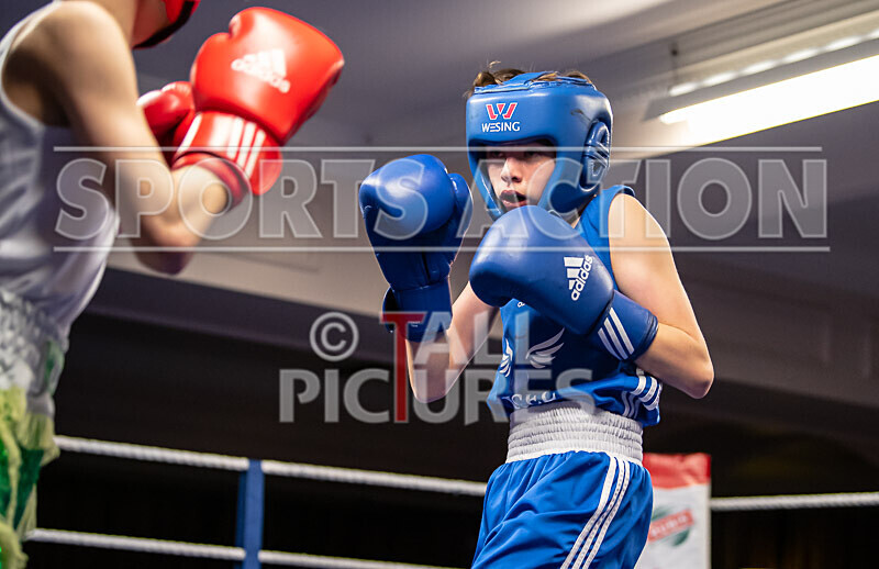 BOUT-4_ Arnie Watson v Adam Cottle-12 - BOUT-4_Arnie Watson v Adam Cottle