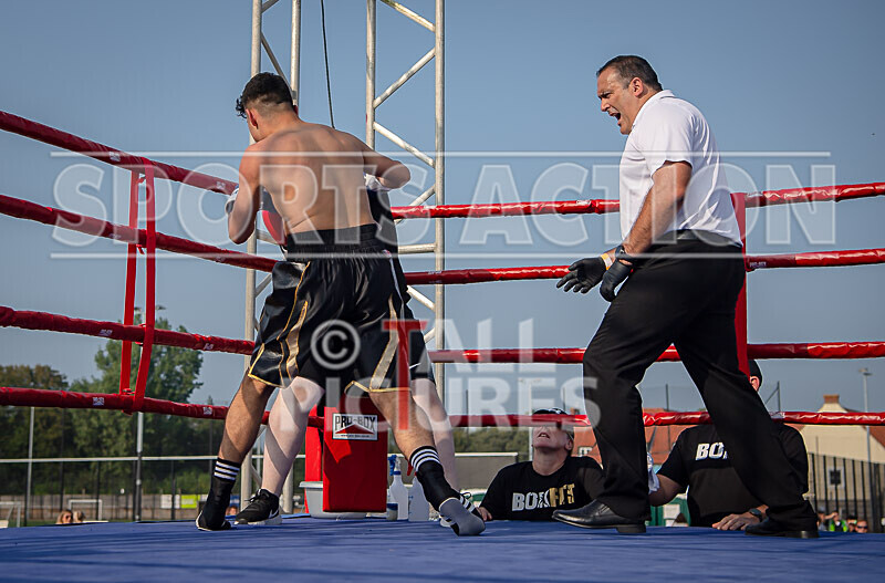 BOUT 6 - Tony -Foxey- Fox v Tyler -the Lion- Quintels-21 - BOUT 6 - Tony 'Foxey' Fox v Tyler 'the Lion' Quintels