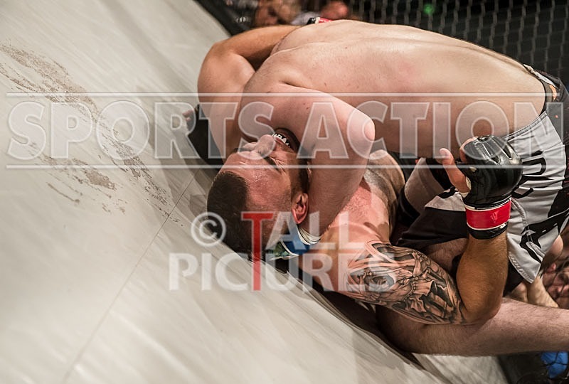 Cage Fighting_2012_Bout 11-34 - BOUT-11