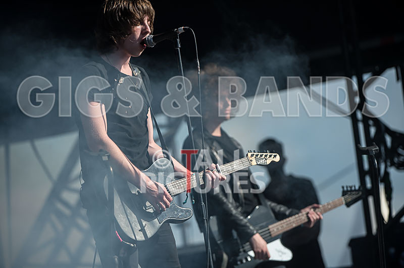 Catfish and the Bottlemen-9 - CATFISH AND THE BOTTLEMEN