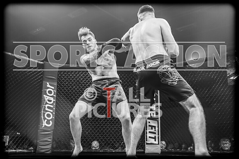 BOUT- 1 - Joe Wilson v Jake Fletcher-28 - BOUT: 1 - Joe Wilson v Jake Fletcher