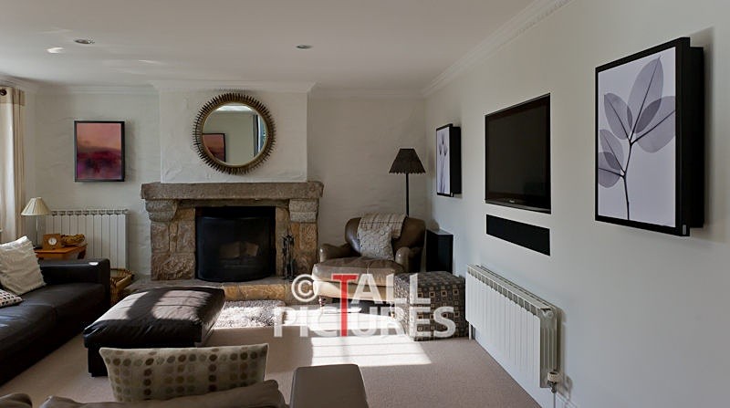 Multi-room Audio  Video-4 - TV LOUNGE