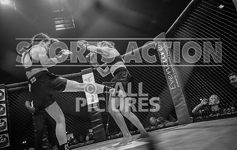 Lock-In-4_Black  White-7 - BLACK & WHITE SAMPLES