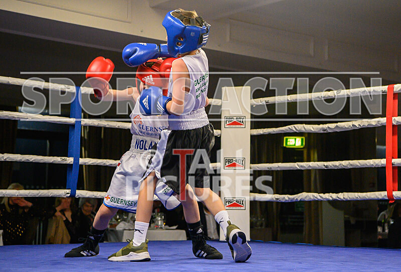 BOUT- 1 - Nolan Buddery v Frankie Veron-15 - BOUT 1 - Nolan Buddery v Frankie Veron