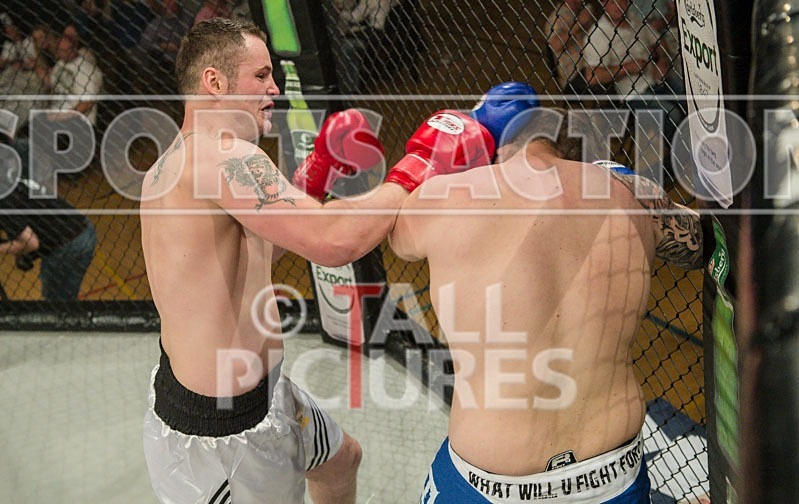 Lock-in Guernsey_2013_Bout-2-11 - BOUT-2