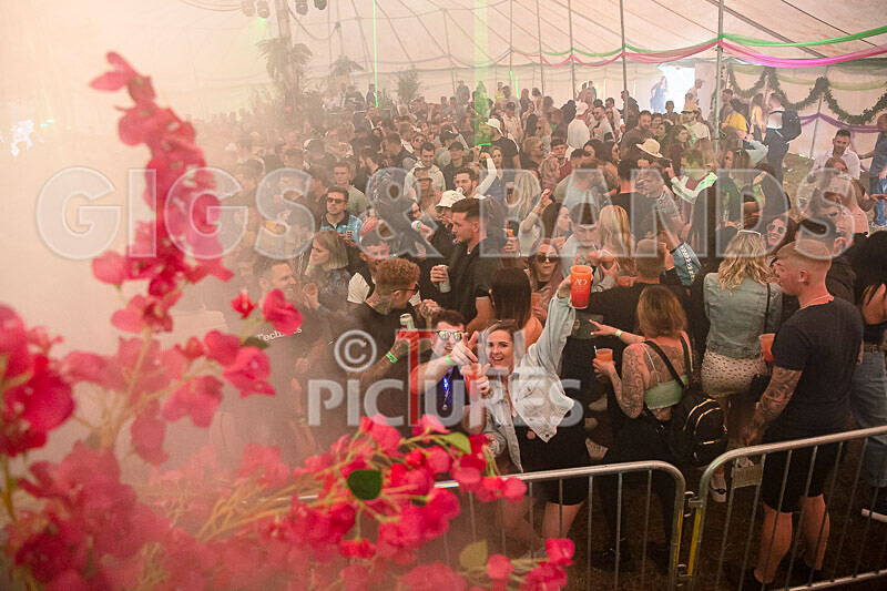 Guernsey Together Festival 2021_DANCE TENT-64 - GUERNSEY TOGETHER FESTIVAL 2021_THE DANCE TENT