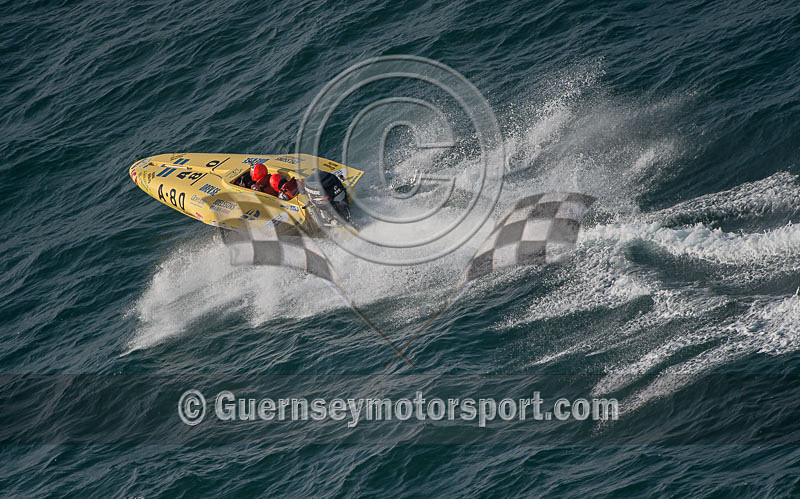 Worlds Powerboats_2014_Race-1-135 - UIM CLASS 3A & 3B WORLD OFFSHORE CHAMPIONSHIP_RACE-1