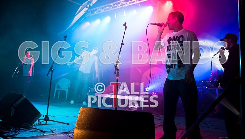 Asylum Seekas-19 - ASYLUM SEEKAS AT IVY CASTLE