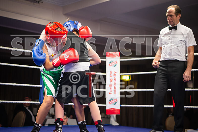 BOUT-2- Xabie Marsh v Anthoney Cowley-17 - BOUT-2_Xabie Marsh v Anthoney Cowley