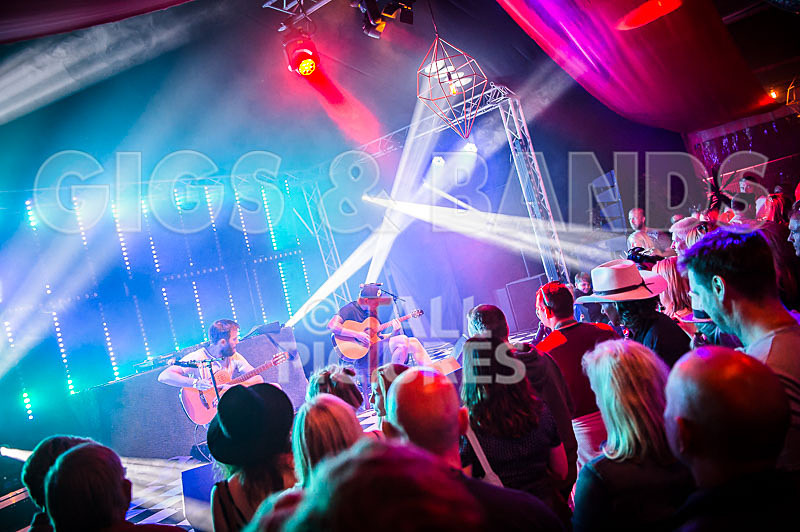 ShowHawk Duo-8 - SHOWHAWK DUO