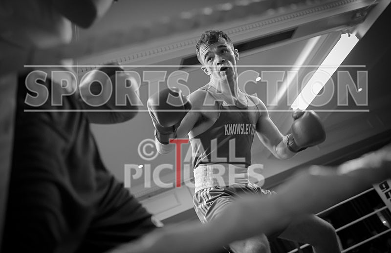 BOUT-9_Chris Summer v Luke Willis-16 - BOUT 9_Chris Summer v Luke Willis