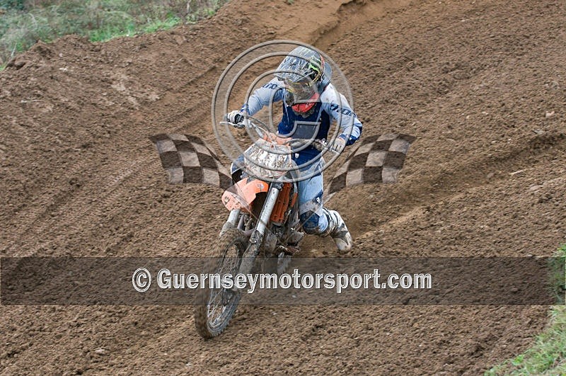 Moto-X_06-11-10-40 - MOTO-X_06-11-2010