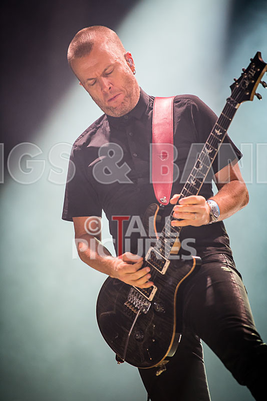 Pendulum Live-26 - PENDULUM LIVE