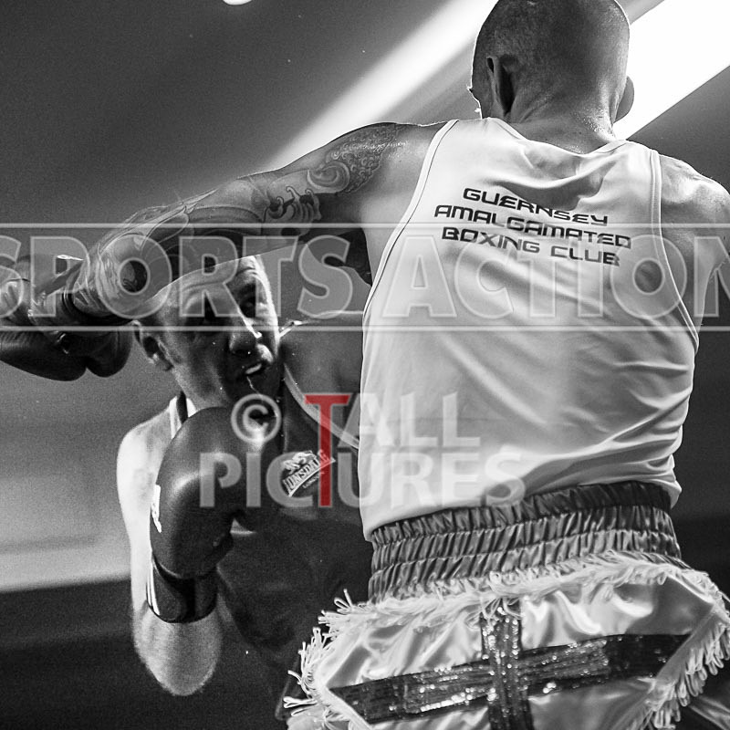 BOUT-5_Nathan Green v Michael Crawley-19 - BOUT 5_Nathan Green v Michael Crawley