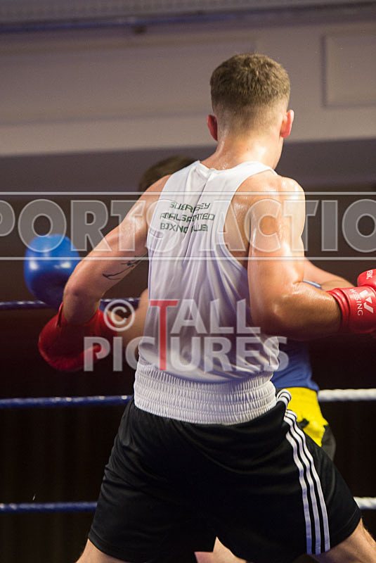 Bout 8_Billy Le Poullain v Philip Price-13 - BOUT 8_Billy Poullain v Phillip Price