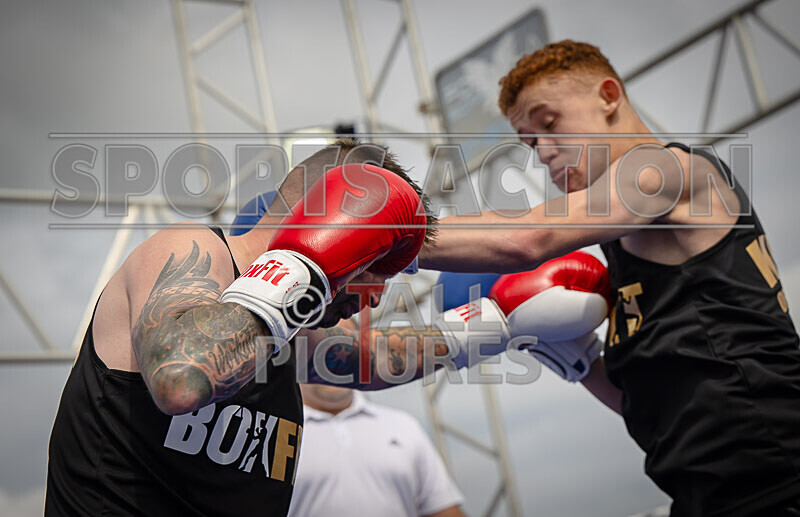 BOUT 3- Martin the not so Raging Bull Le Prevost v Ben Hizzy Hislop-14 - BOUT 3- Martin 'the not so Raging Bull' Le Prevost v Ben 'Hizzy' Hislop