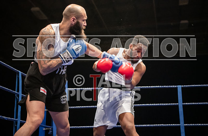 BOUT-13 - Oblie Botchway v Lewis Oakford-26 - BOUT-13 - Oblie Botchway v Lewis Oakford