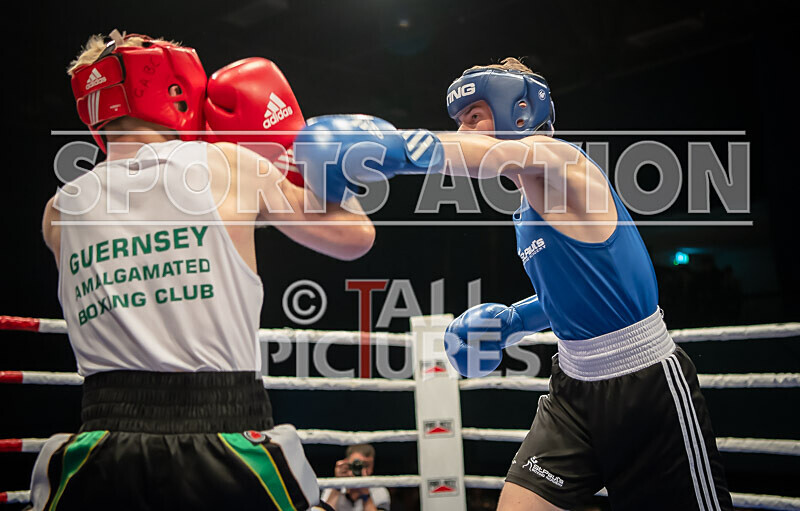 BOUT 7- Finn Walsh v Steven Gilligan-38 - BOUT 7: Finn Walsh v Steven Gilligan