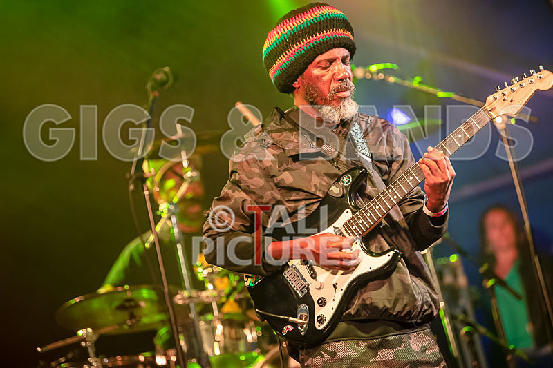 Johnny Clarke and Dub Asante featuring Matic Horns-16 - JONNY CLARKE AND THE DUB ASANTE